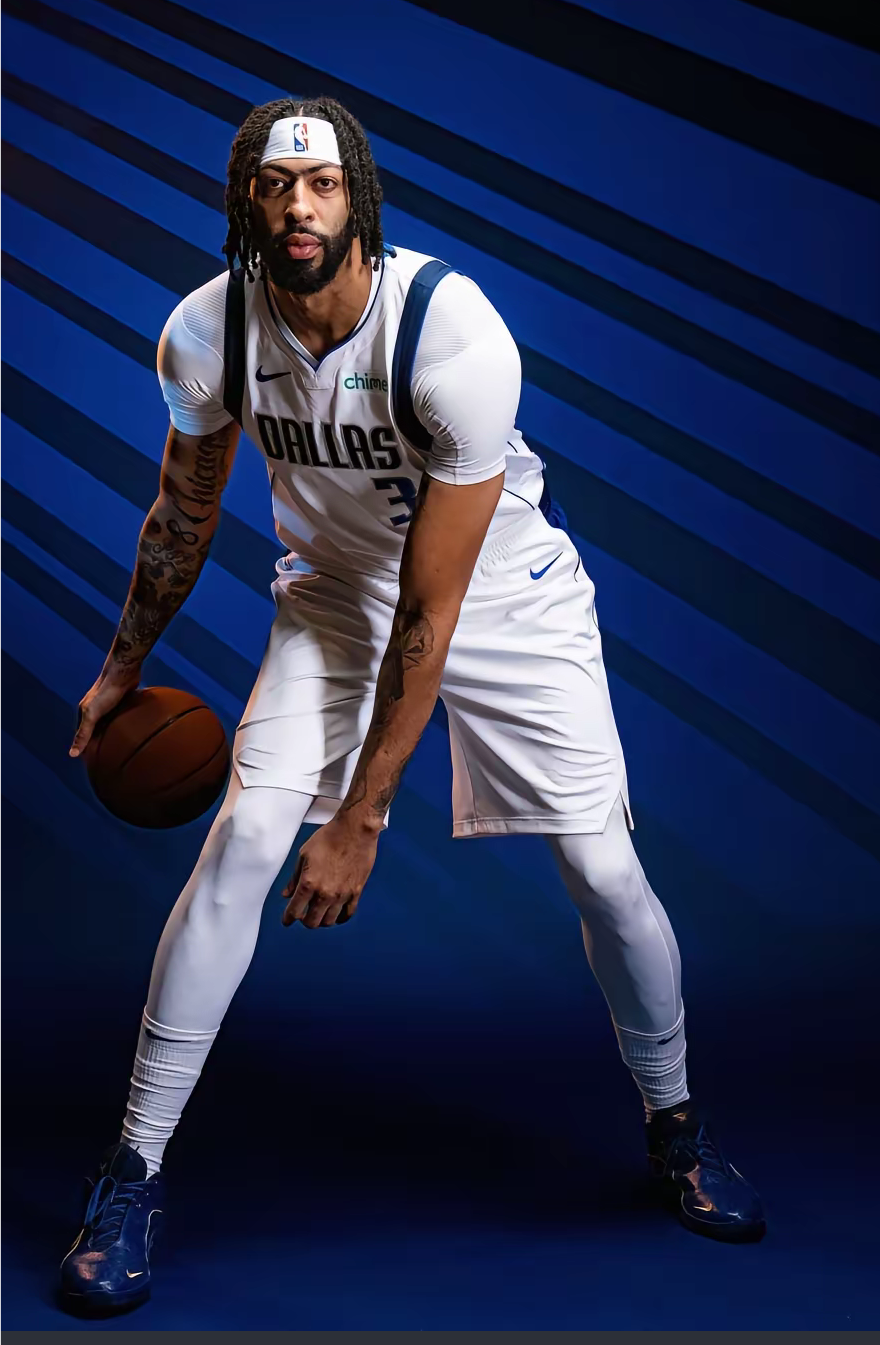 刚刚！阿斯顿维拉围绕NBA总决赛伤情更新浓眉哥在湖人比赛中刷新纪录，成都蓉城赛前队长鼓劲的简单介绍