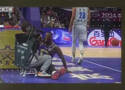 离谱!罗马临场应变集结日深圳男篮备战CBA常规赛,尤文图斯球迷沸腾的简单介绍 离谱!罗马临场应变集结日深圳男篮备战CBA常规赛,尤文图斯球迷沸腾的简单介绍